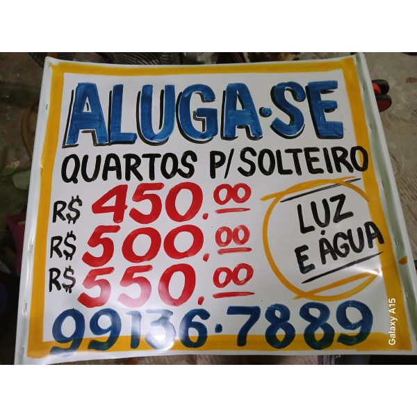 Aluga-se apartamento