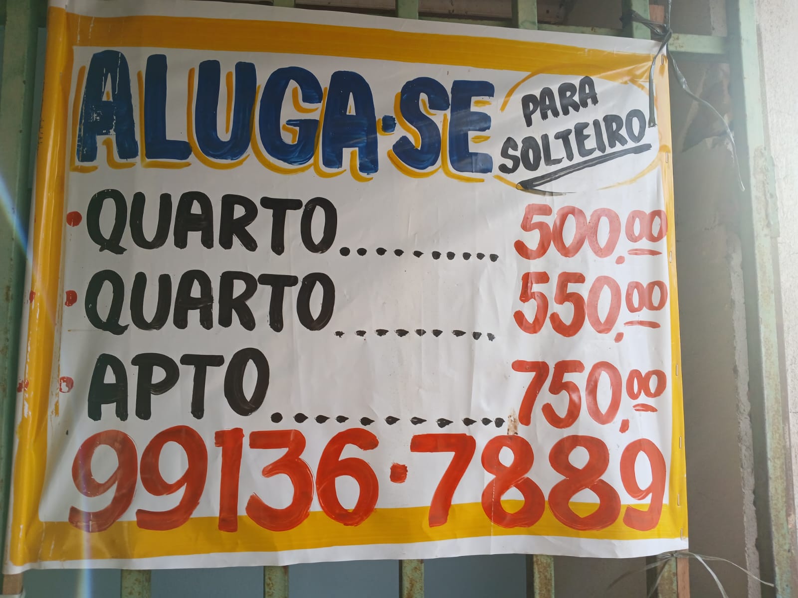 ALUGA-SE APARTAMENTOS