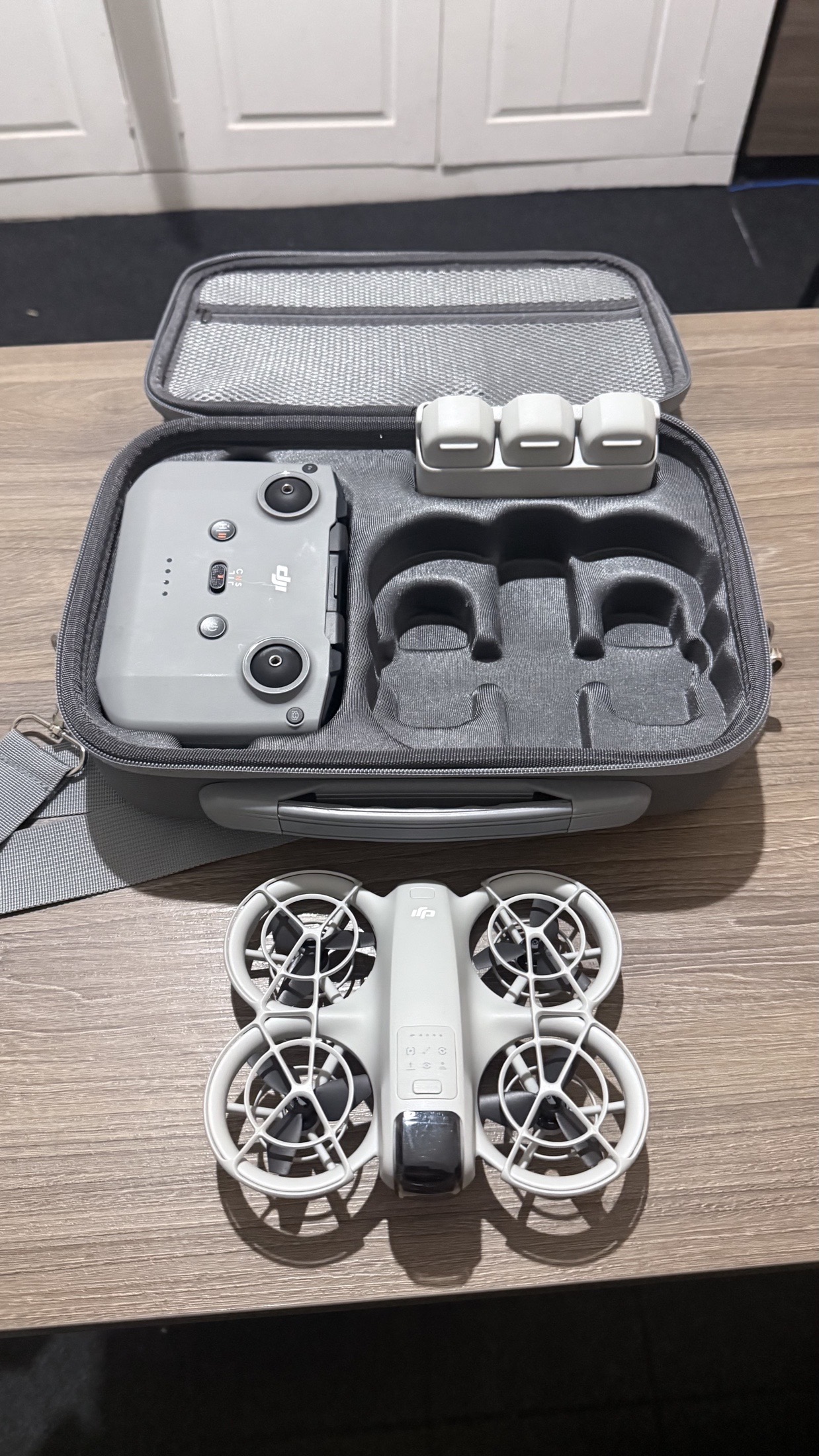 drone DJI neo