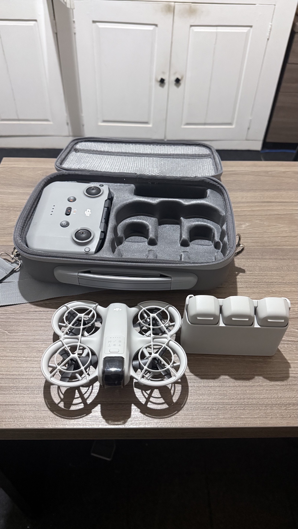 drone DJI neo