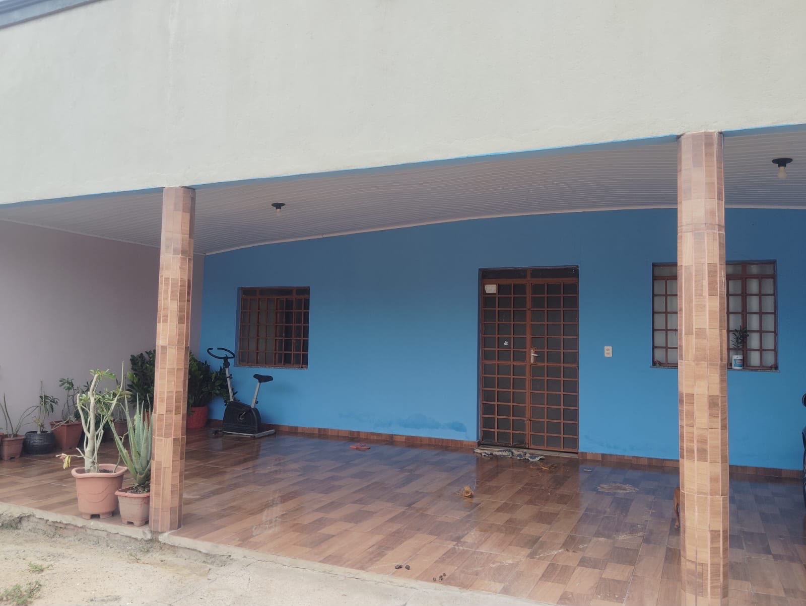CASA À VENDA – BAIRRO DR. AIRTON ROCHA